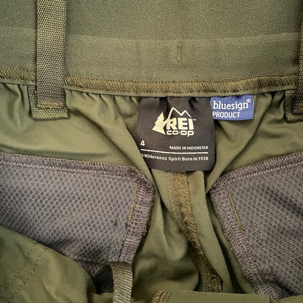 REI Co-op Sahara Hiking Shorts Army Green Womens Size 4 Outdoor Trail Shorts - Picture 3 of 3
